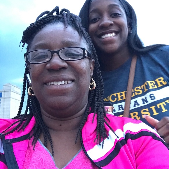 Meet your Posher, Wanda - Picture 1 of 1